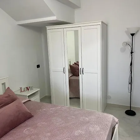 Holiday home Casa Vacanze Aurora -vista Mare