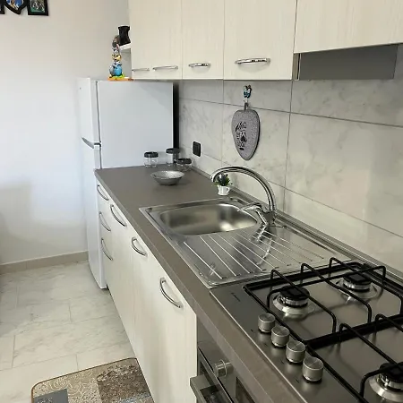 Holiday home Casa Vacanze Aurora -vista Mare